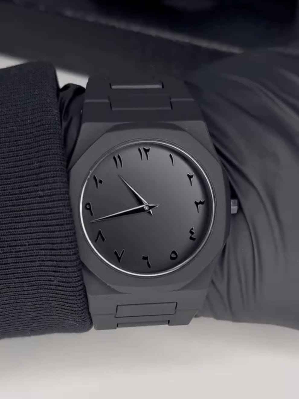 Black Arabic Aura Watch: Sleek, Modern, and Bold Luxury Timepiece for Men - Dealsntacher.pk Dealsnatcher